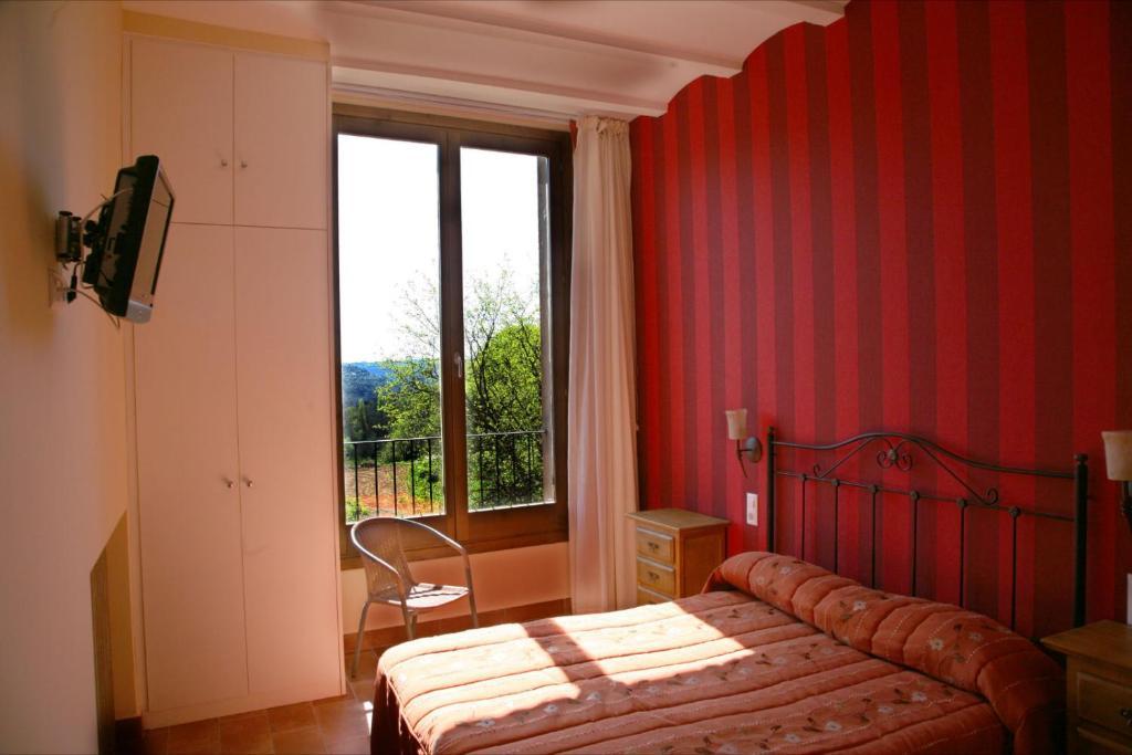 Hostal La Fuente Buera Bagian luar foto